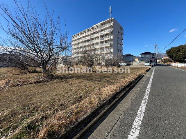 【外観】 | 2022年大規模修繕工事実施済み！小田急線「渋沢」駅徒歩16分◎　
自然に恵まれた秦野市で新生活をスタートしませんか。