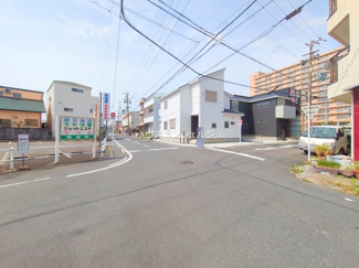 【前面道路含む現地写真】 | 名古屋市南区六条町4丁目36-2【仲介手数料無料】新築一戸建て　2号棟