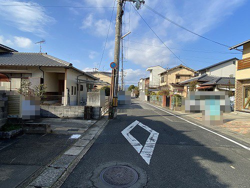 岩倉三宅町 中古戸建の前面道路含む現地写真