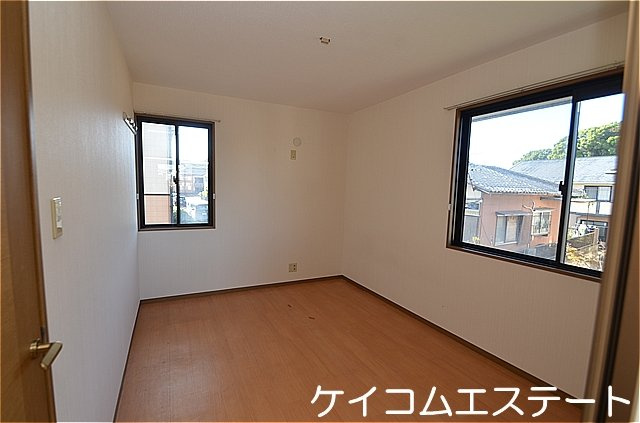 ベラセッテ永犬丸Ａ棟の洋室