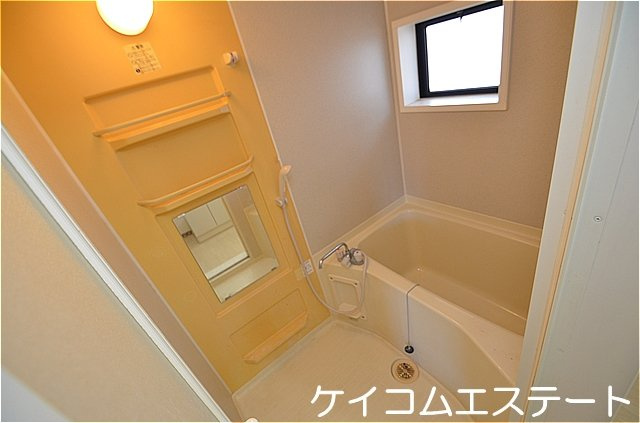 ベラセッテ永犬丸Ａ棟の浴室