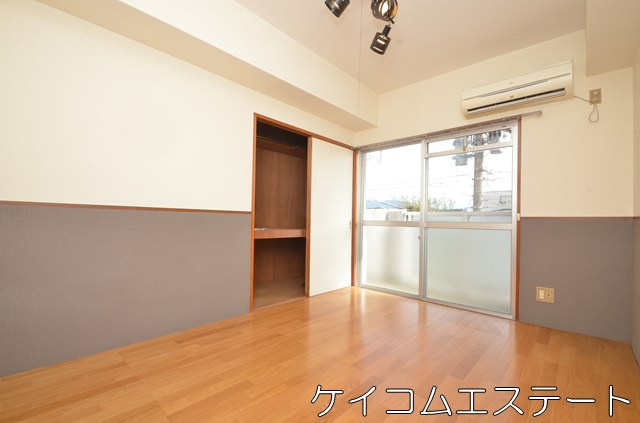 シャトレ永犬丸の居間・リビング