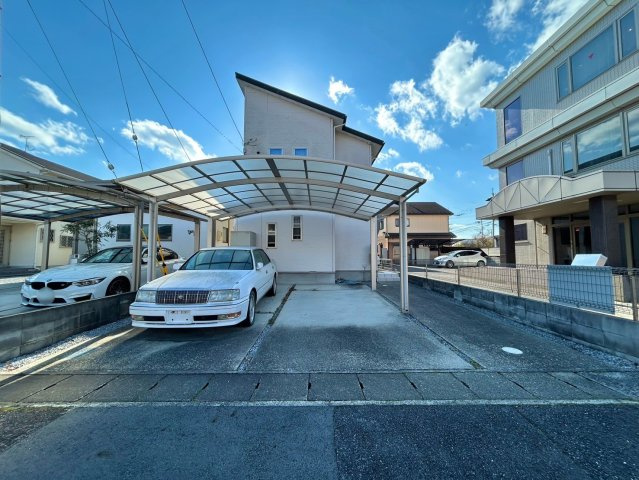 野洲市吉地　中古戸建ての外観