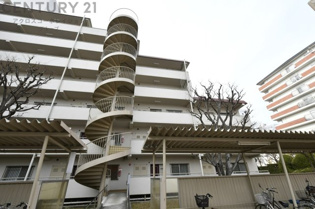 鉄筋コンクリート７階建て