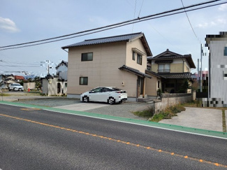 【外観】 | 前面道路含む現地写真です