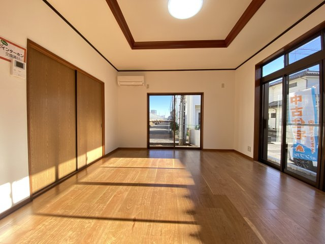 【居間・リビング】 | 熊谷市肥塚　中古住宅   | 現地(2025年1月撮影)
