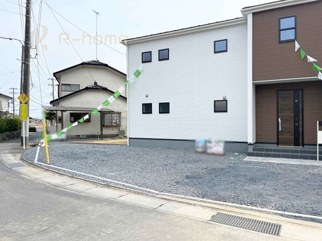 第1石岡市総社　新築戸建て　1号棟の駐車場|4台駐車できるカースペース！