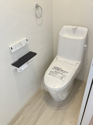 【トイレ】 | 新築住宅　高知市鴨部高町　西棟 | 2階温水洗浄便座