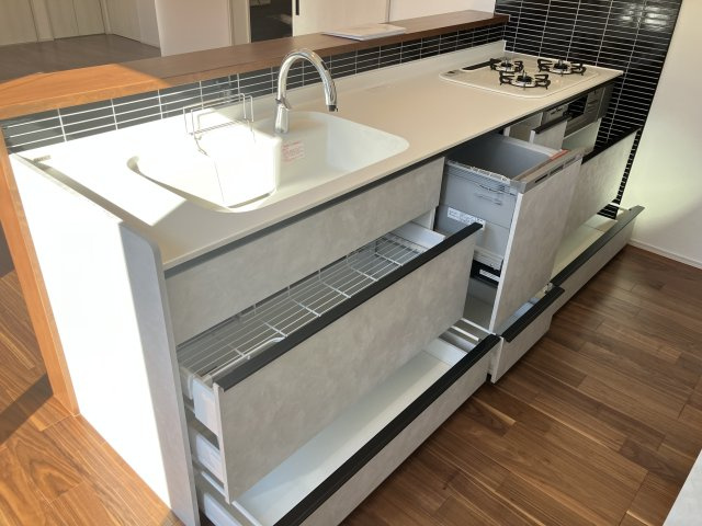 【キッチン】 | 新築住宅　高知市鴨部高町　西棟