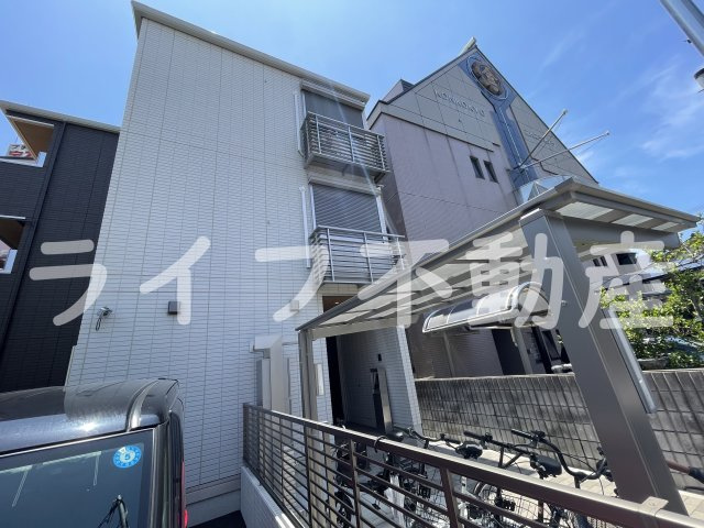 ラフィーネクローバーⅡの外観|外はこのようになっています