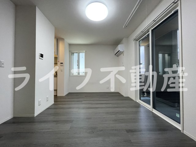 ラフィーネクローバーⅡの寝室|ゆとりの広さです