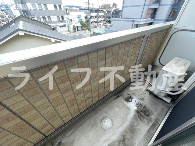 エクレール上小阪のバルコニー|陽当たり良好なバルコニーです