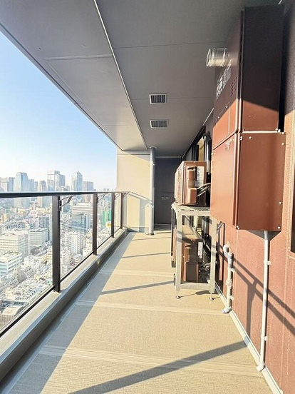 港区浜松町２丁目の賃貸マンションのバルコニー