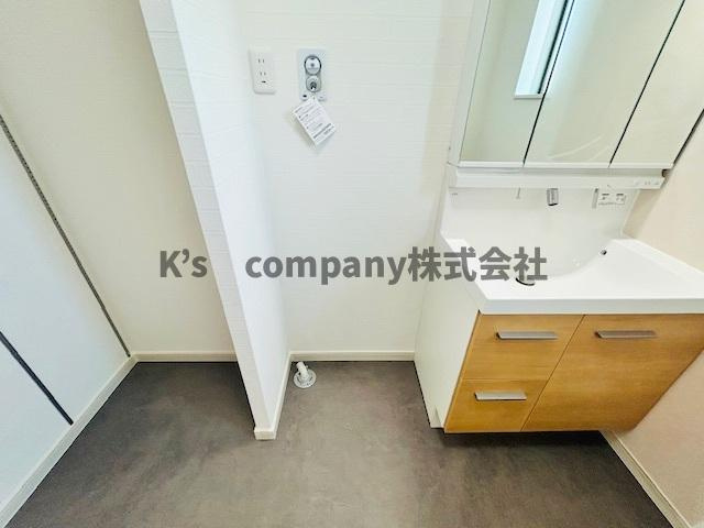 茅ヶ崎市堤　築未入居戸建　のランドリースペース|室内洗濯機置場です☆