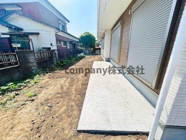 茅ヶ崎市堤　築未入居戸建　の庭|ゆったりとした敷地なので、庭のスペースも広め☆家庭菜園やお子様を遊ばせる事もできます♪