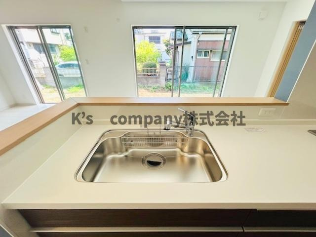 茅ヶ崎市堤　築未入居戸建　のキッチン|扱いやすいステンレスのキッチンシンク☆