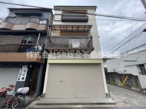 菱江6丁目中古戸建の外観|弊社は中古戸建のご紹介、その後のリフォームのご提案、
賃貸物件のご紹介、すべてご対応可能です。
お客様にあったプランをご提案致します。
まずはお問合せ下さいませ。