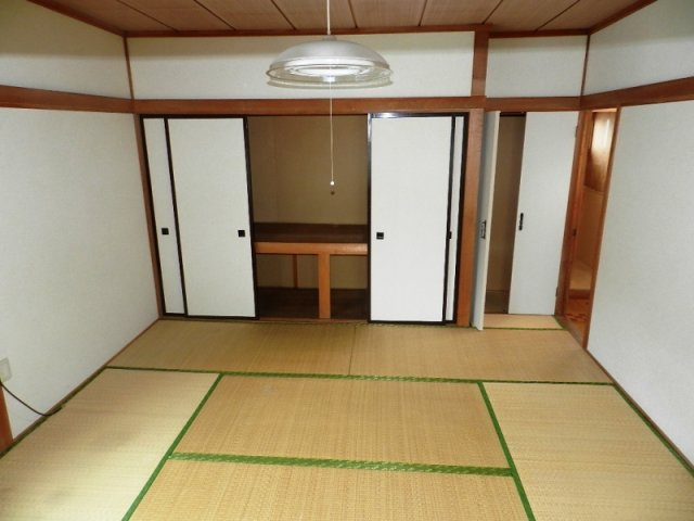 母恋北町２丁目４－５借家の内装