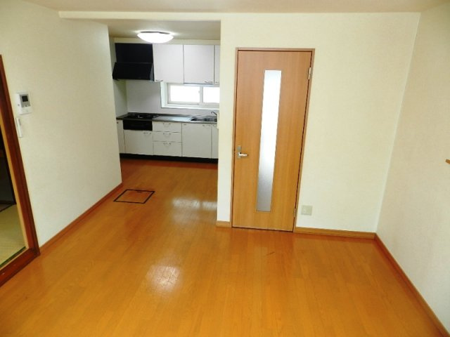 母恋北町２丁目４－５借家の居間・リビング