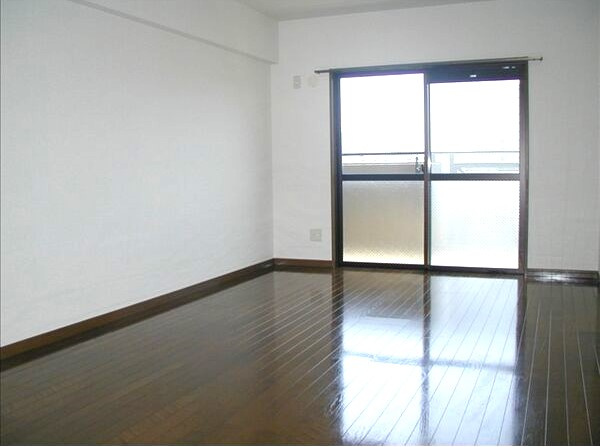 ラ・フォーレ一社の居間・リビング