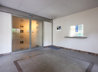 【エントランス】