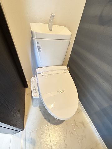 AILE南塚口のトイレ|落ち着いた色調のトイレです