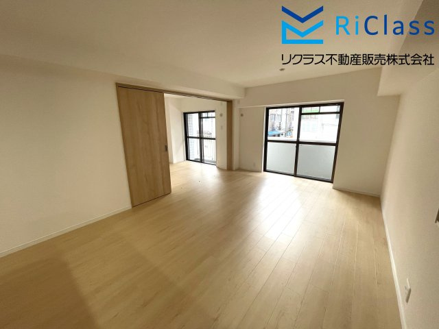 グランドプラザ神戸パートⅡの居間・リビング|ゆったりとしたリビングです