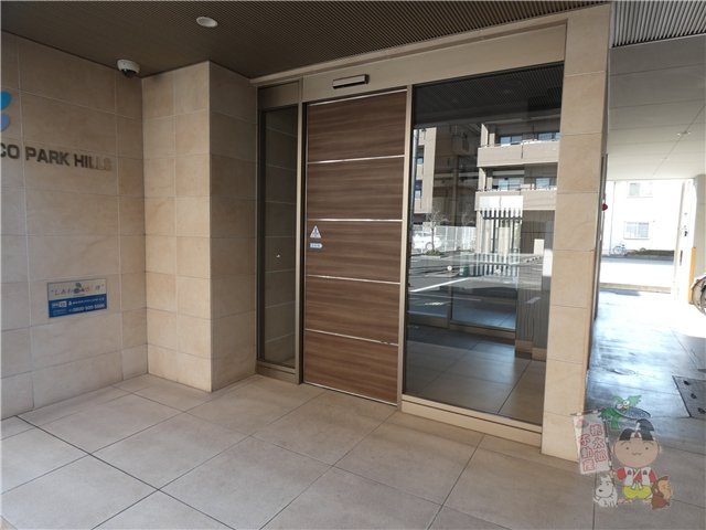 エスコパークヒルズ問屋町のエントランス