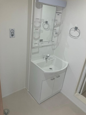 【独立洗面台】 | ラヴェンフォート小園