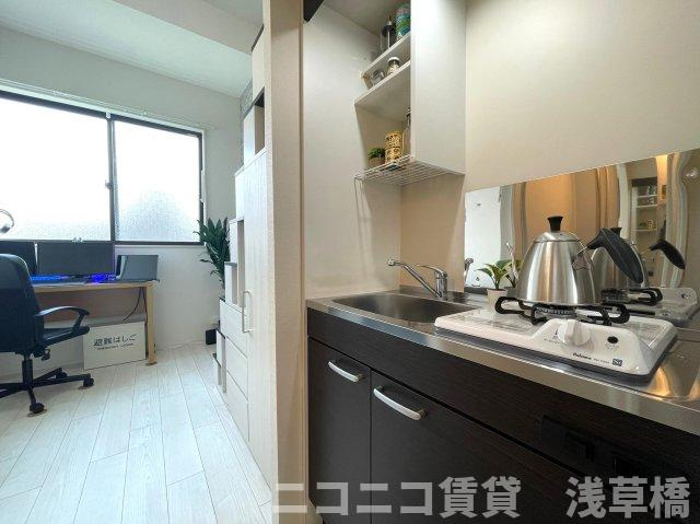 エスタディオ北千住のキッチン|別号室イメージの為、現状を優先致します。