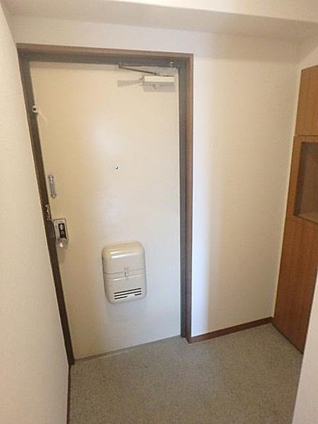 イズミ82の玄関|ゆったりとした玄関です