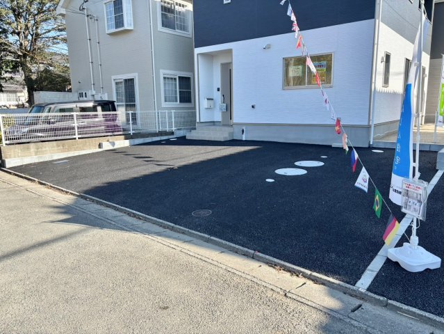 筑後市大字尾島の新築一戸建の前面道路含む現地写真