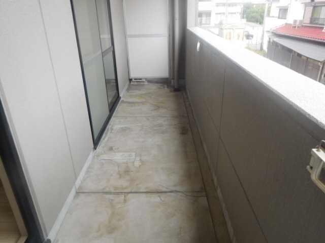 サンヒルズ西今宿のバルコニー