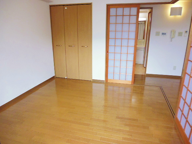 ドミール東山の寝室|内装