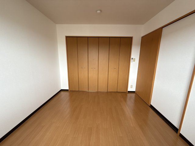 バンプロピスIIの寝室