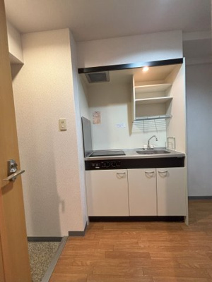 【キッチン】 | MajesticLife博多駅前 | 別号室の写真になります。現況優先。