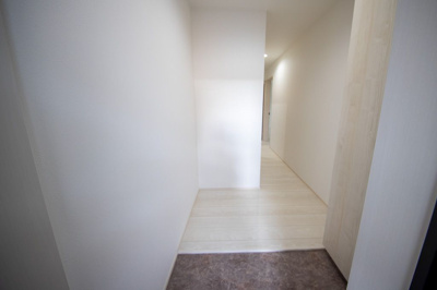 【玄関】 | サンライト五十川A | 別号室の写真になります。現況優先。