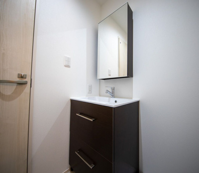 【洗面所】 | サンライト五十川A | 別号室の写真になります。現況優先。