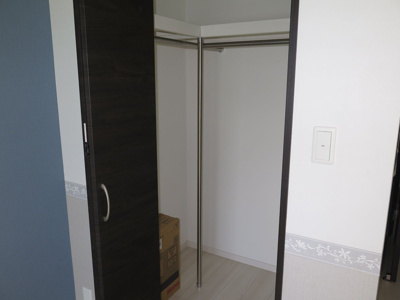 【収納】 | レシェンテ・ヴィラ東比恵 | 別号室の写真になります。現況優先。