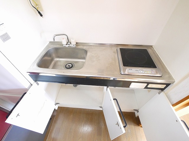 ルミエール平城山のキッチン