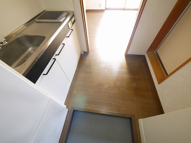 ルミエール平城山の玄関