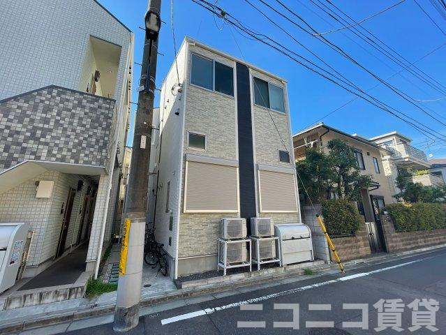 豊島区池袋本町４丁目のアパートの外観