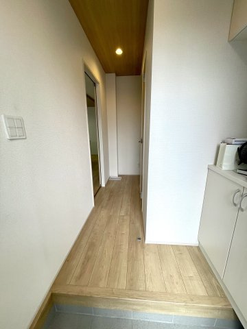 練馬区高松1丁目　土地約38坪　大型邸宅　全4棟の玄関|4号棟