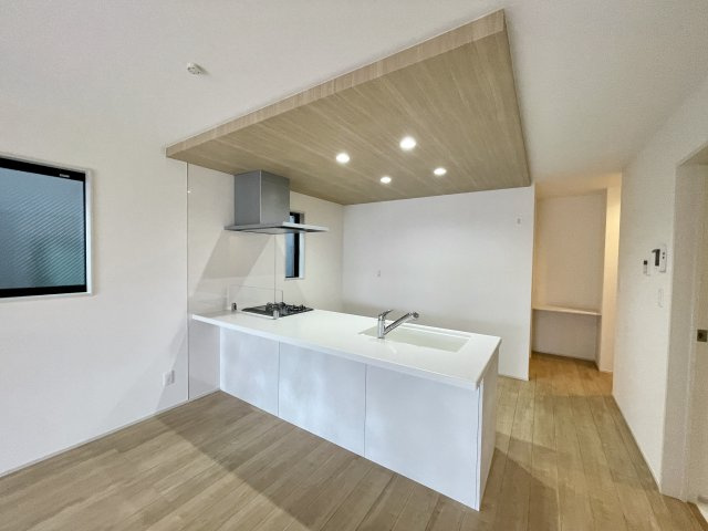 練馬区高松1丁目　土地約38坪　大型邸宅　全4棟のキッチン|4号棟