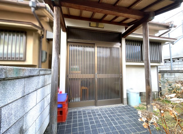 【玄関】 | 伏見区深草大亀谷古御香町　中古戸建