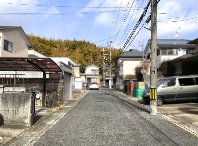 【前面道路含む現地写真】 | 伏見区深草大亀谷古御香町　中古戸建