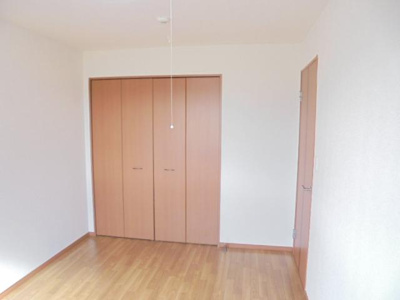 【寝室】 | ボンヌールパンションⅡ | 寝室