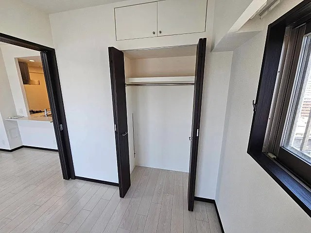 神戸市中央区小野柄通３丁目の賃貸マンションの収納