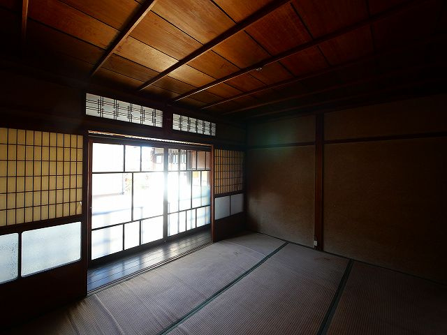 瓦町店舗の内装