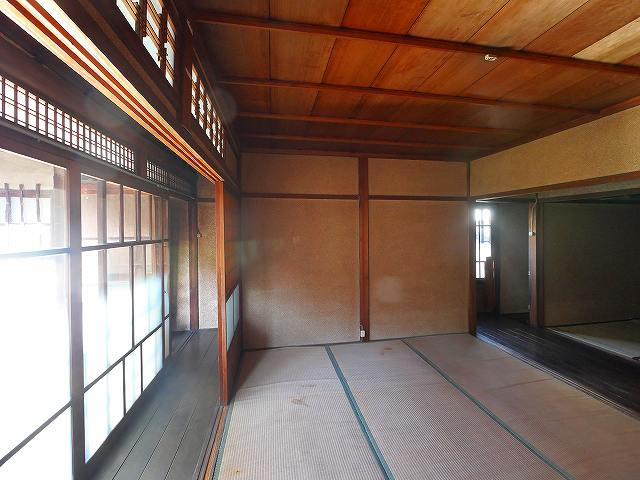 瓦町店舗の内装